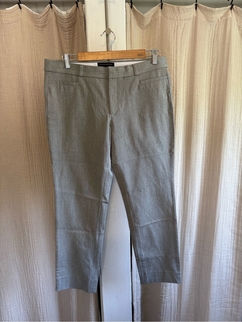 NWT Banana Republic Sloan Slim Ankle Pant- 10